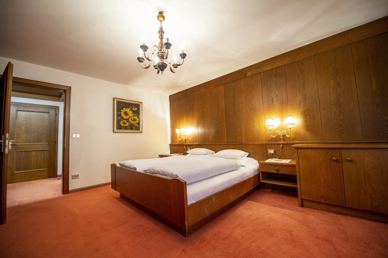Apartments Meisules Urtijëi Dış mekan fotoğraf