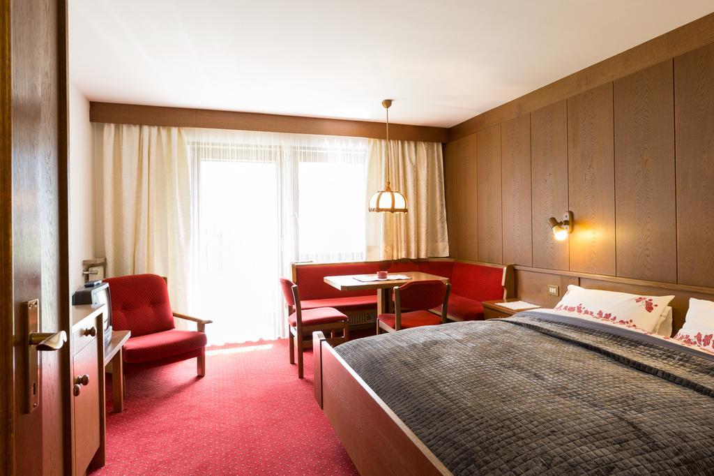 Apartments Meisules Urtijëi Dış mekan fotoğraf